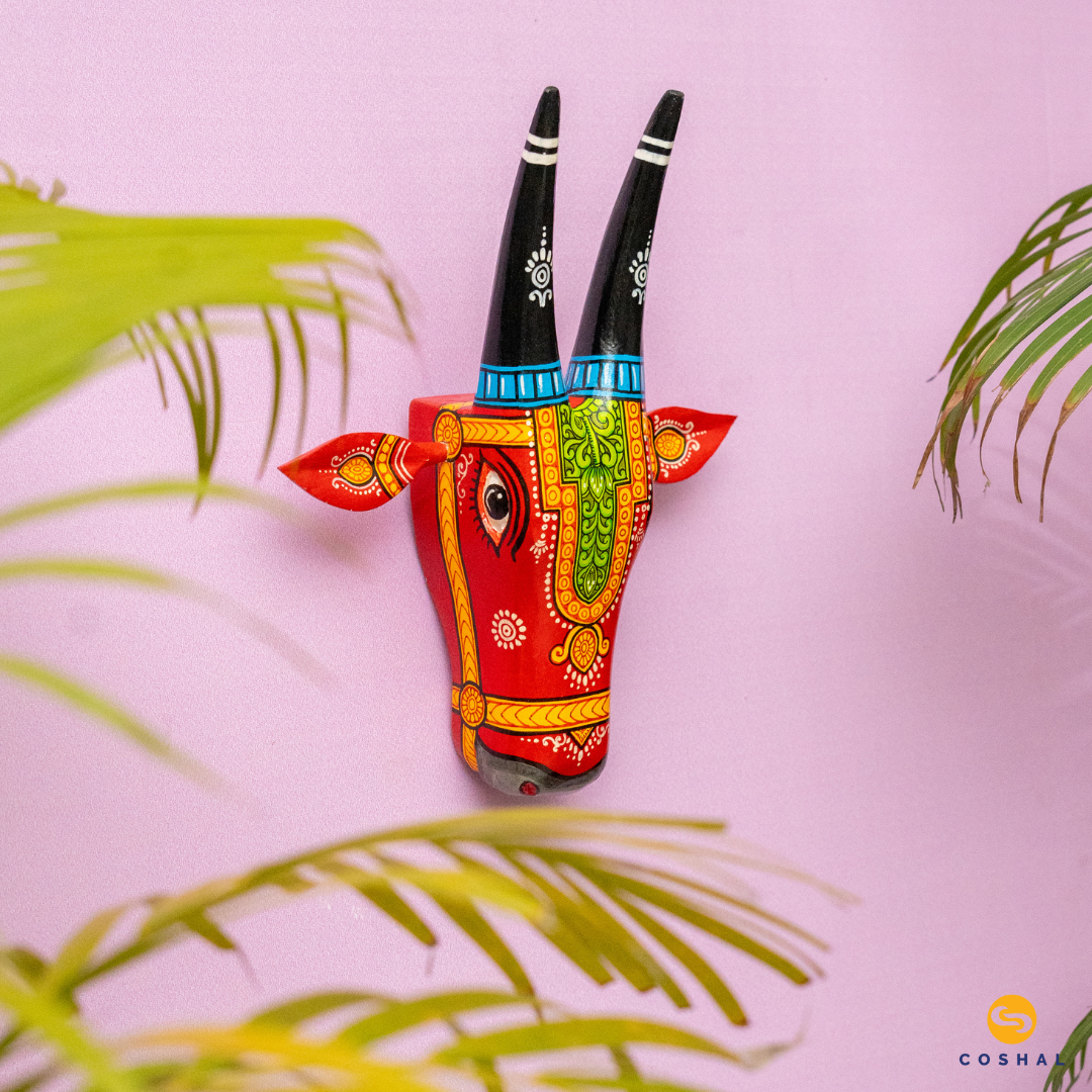 Handpainted Cowhead Red 16 inches | Pattachitra | Wooden | wall decor | Coshal | OD04